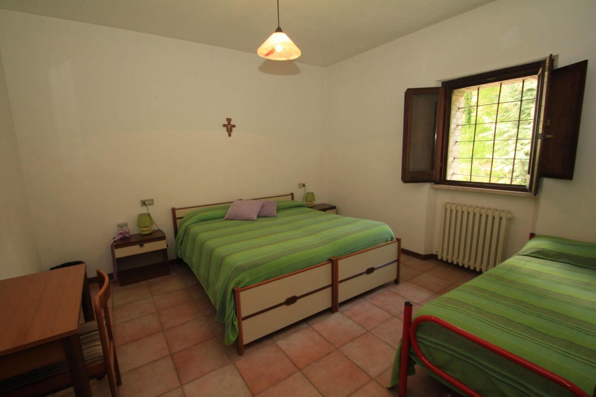 Hotel La Quiete อัสซิซี ภายนอก รูปภาพ